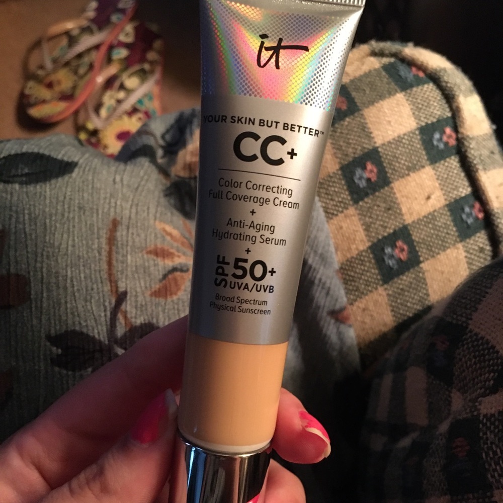 It cosmetics CC+ Light Medium